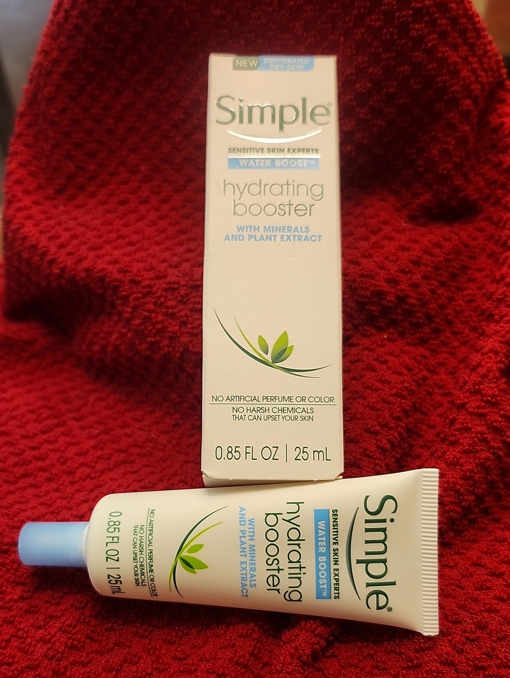Brand new Simple Hydrating Booster - White Tube with Blue Cap